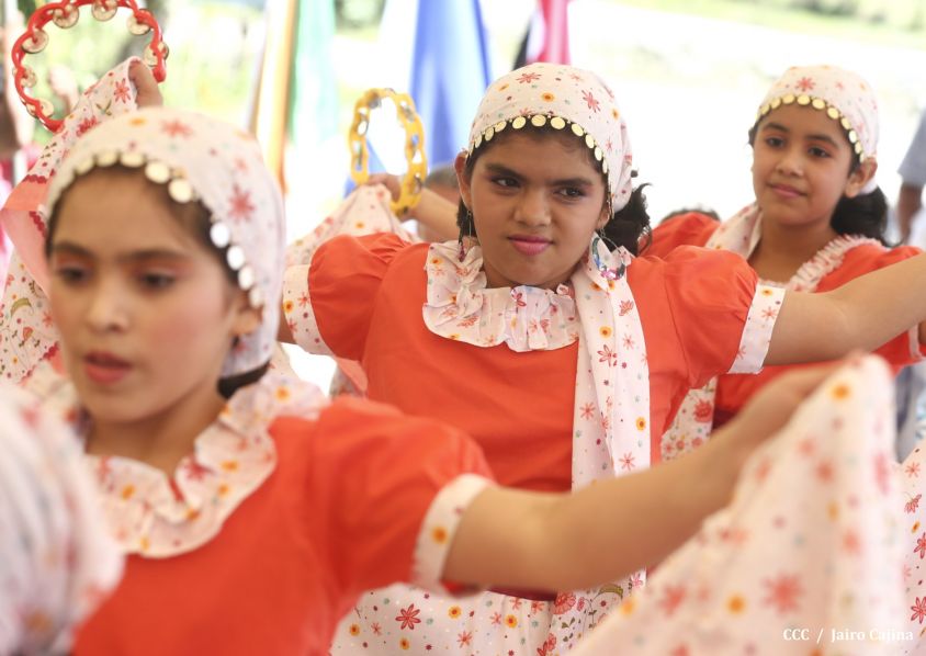 Gobierno Sandinista inaugura 10 kilómetros de carretera entre La Libertad – Santo Domingo en Chontales