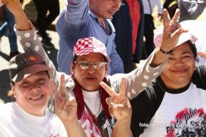 Capitalinos caminan en defensa de sus derechos y en solidaridad con Bolivia