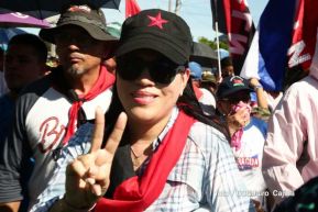 Capitalinos caminan en defensa de sus derechos y en solidaridad con Bolivia