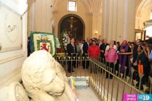 Nicaragua rinde homenaje al insigne poeta Rubén Darío