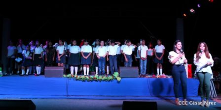 Monumento a la Paz y la Alegría: Nicaragua Unidos en Amor, Solidaridad y Armonía