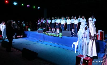 Monumento a la Paz y la Alegría: Nicaragua Unidos en Amor, Solidaridad y Armonía