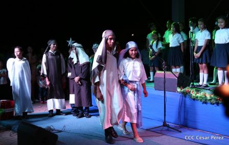 Monumento a la Paz y la Alegría: Nicaragua Unidos en Amor, Solidaridad y Armonía