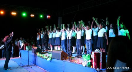 Monumento a la Paz y la Alegría: Nicaragua Unidos en Amor, Solidaridad y Armonía