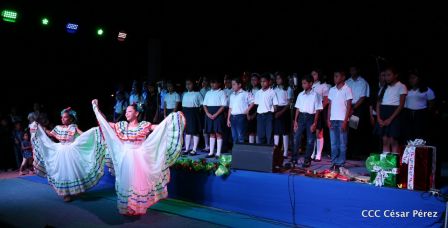 Monumento a la Paz y la Alegría: Nicaragua Unidos en Amor, Solidaridad y Armonía