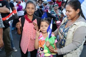 Caminata: “Dignidad, Derechos, No Violencia!”, “Mujeres Valientes!” y ”Con La Paz No se Juega!”