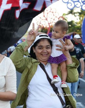 Caminata: “Dignidad, Derechos, No Violencia!”, “Mujeres Valientes!” y ”Con La Paz No se Juega!”