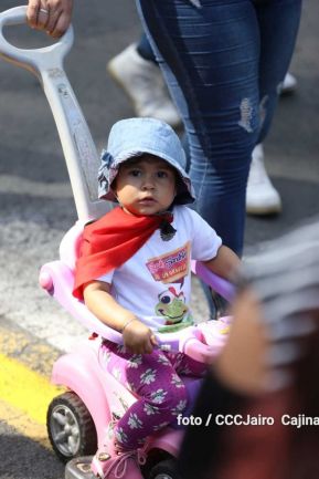 Caminata “Todos tenemos derechos, con la paz no se juega, por una Navidad en alegría, paz y cariño”