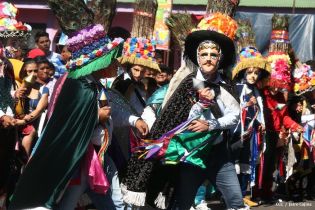 Tradicional Tope de los Santos en Carazo