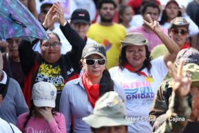 Caminata “Todos tenemos derechos, con la paz no se juega, por una Navidad en alegría, paz y cariño”