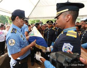 Honras fúnebres para suboficiales caídos en el cumplimiento del deber