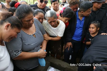 Honras fúnebres para suboficiales caídos en el cumplimiento del deber