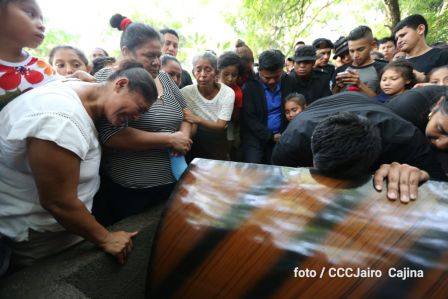 Honras fúnebres para suboficiales caídos en el cumplimiento del deber