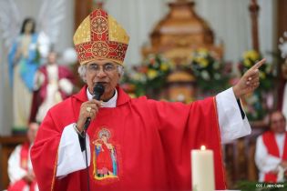 Caraceños celebran a San Sebastián en compañía del Cardenal Brenes