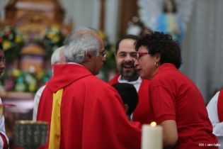 Caraceños celebran a San Sebastián en compañía del Cardenal Brenes
