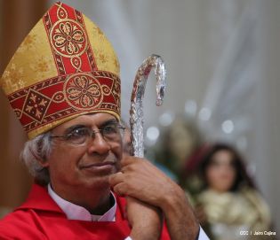 Caraceños celebran a San Sebastián en compañía del Cardenal Brenes