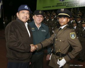 XXIV Graduación del Centro Superior de Estudios Militares
