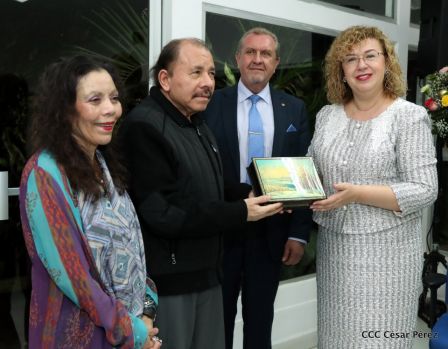 Federación de Rusia condecora a la Compañera Rosario Murillo con la Orden de la Amistad