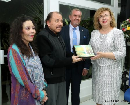 Federación de Rusia condecora a la Compañera Rosario Murillo con la Orden de la Amistad