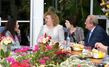 Federación de Rusia condecora a la Compañera Rosario Murillo con la Orden de la Amistad