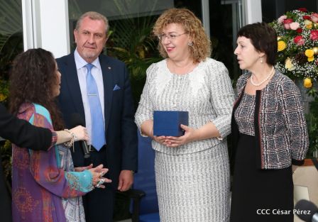 Federación de Rusia condecora a la Compañera Rosario Murillo con la Orden de la Amistad