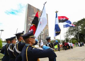 Homenaje al héroe de la solidaridad Roberto Clemente