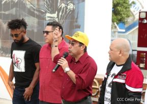 Homenaje al héroe de la solidaridad Roberto Clemente