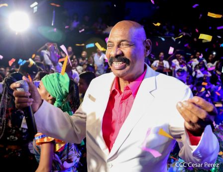 Homenaje a Anthony Matthews, intérprete del Palo de Mayo