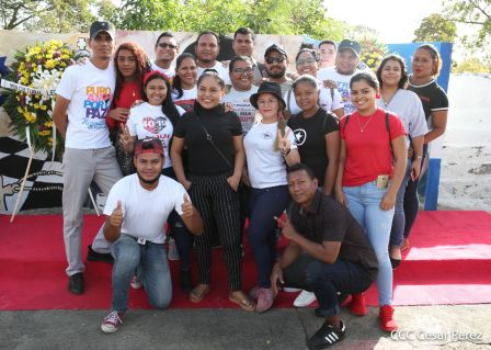 ¡Que viva Leonel Rugama! Poeta, Ser Humano Especial, Revolucionario