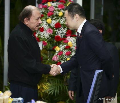 Ministro de Estado para Asuntos Exteriores de Japón durante su visita en Nicaragua