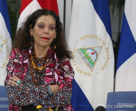 Presidente Daniel Ortega y Vicepresidenta Rosario Murillo reciben cartas credenciales de embajadores de Panamá y Yibuti