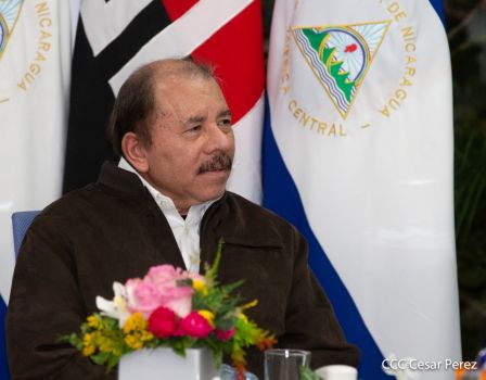 Presidente Daniel Ortega y Vicepresidenta Rosario Murillo reciben cartas credenciales de embajadores de Panamá y Yibuti