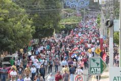 Caminando como raza nicaragüense que sabe de luchas y de honor celebrando las glorias y victorias de Rubén Darío