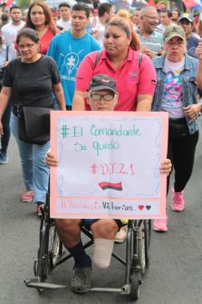 Caminando como raza nicaragüense que sabe de luchas y de honor celebrando las glorias y victorias de Rubén Darío