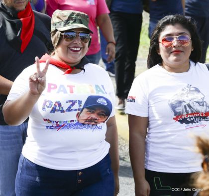 Caminando como raza nicaragüense que sabe de luchas y de honor celebrando las glorias y victorias de Rubén Darío