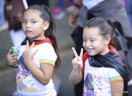 Caminando como raza nicaragüense que sabe de luchas y de honor celebrando las glorias y victorias de Rubén Darío