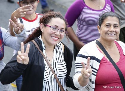 Caminando como raza nicaragüense que sabe de luchas y de honor celebrando las glorias y victorias de Rubén Darío