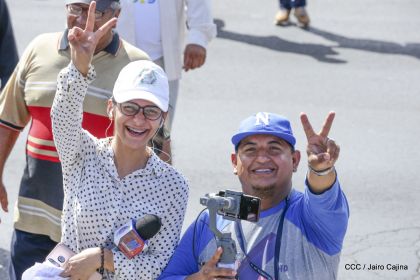 Caminando como raza nicaragüense que sabe de luchas y de honor celebrando las glorias y victorias de Rubén Darío