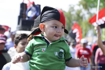 Caminando como raza nicaragüense que sabe de luchas y de honor celebrando las glorias y victorias de Rubén Darío