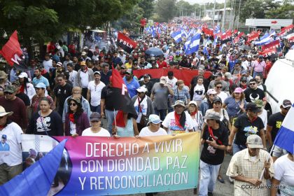 Caminando como raza nicaragüense que sabe de luchas y de honor celebrando las glorias y victorias de Rubén Darío