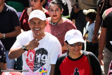Caminando como raza nicaragüense que sabe de luchas y de honor celebrando las glorias y victorias de Rubén Darío