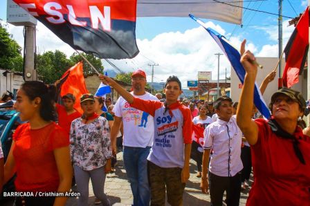 Caminando como raza nicaragüense que sabe de luchas y de honor celebrando las glorias y victorias de Rubén Darío