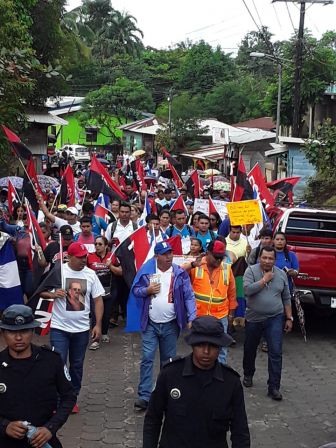 Caminando como raza nicaragüense que sabe de luchas y de honor celebrando las glorias y victorias de Rubén Darío