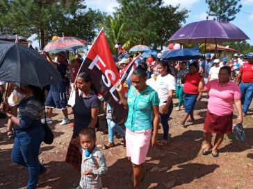 Caminando como raza nicaragüense que sabe de luchas y de honor celebrando las glorias y victorias de Rubén Darío