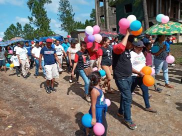 Caminando como raza nicaragüense que sabe de luchas y de honor celebrando las glorias y victorias de Rubén Darío