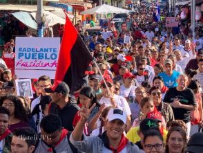 Caminando como raza nicaragüense que sabe de luchas y de honor celebrando las glorias y victorias de Rubén Darío
