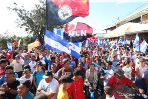 Caminata: Con Darío y Sandino somos Grandes! Más Grandes!
