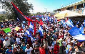 Caminata: Con Darío y Sandino somos Grandes! Más Grandes!