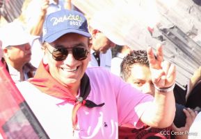 Caminata: Con Darío y Sandino somos Grandes! Más Grandes!