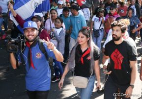 Caminata: Con Darío y Sandino somos Grandes! Más Grandes!
